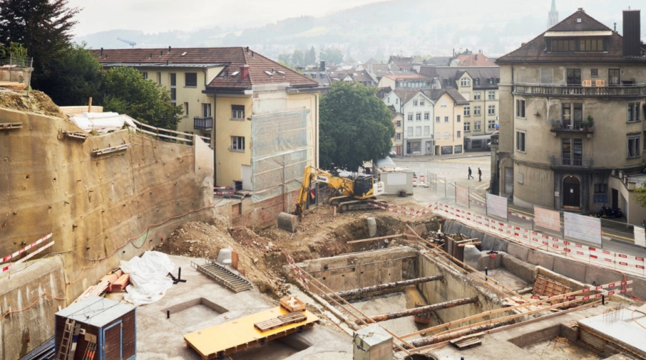 Baugrube des Kino Rex